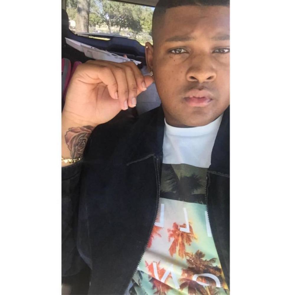 Meet your Posher, Desean